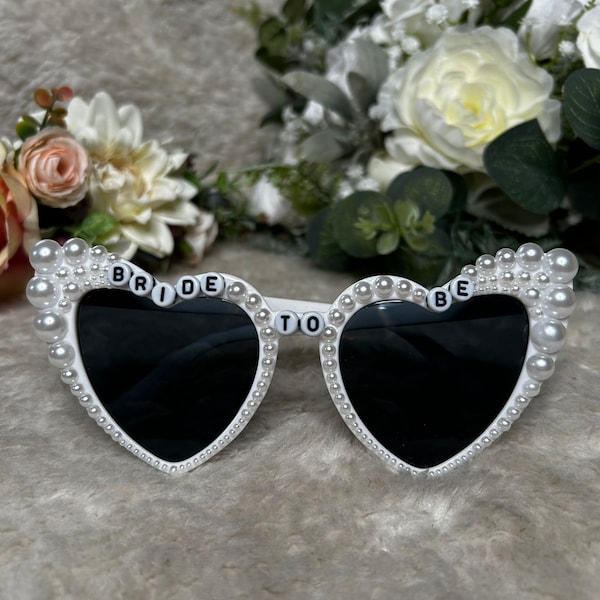 Personalised Pearl Sunglasses - Bridal - Hen do - Bride to be - Bachelorette - Customised