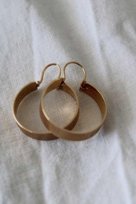 Vintage Textured Round Solid Gold Hoop Earrings - image 6