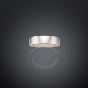 BAND bangle in sterling silver
