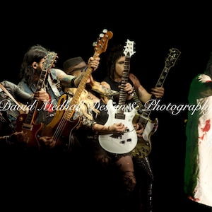 Alice Cooper and Guitar Quintets