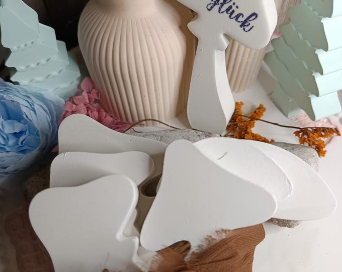 6 Handmade White Plaster Mushrooms – Various Sizes 9-13 cm for DIY Decorating