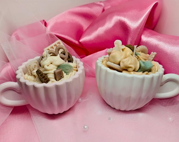 Hand-poured plaster mug with soy wax scented candle, almond/vanilla - natural aroma creation