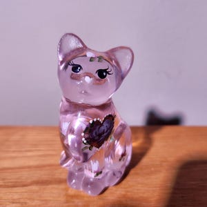 Glass fenton collectible