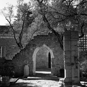 Archway in Castelo de S. Jorge, Lisbon, Portugal