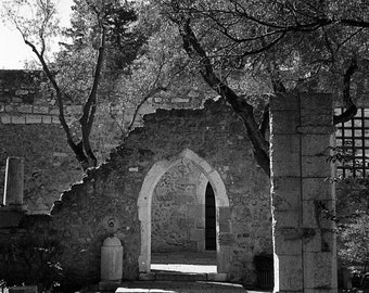 Archway in Castelo de S. Jorge, Lisbon, Portugal