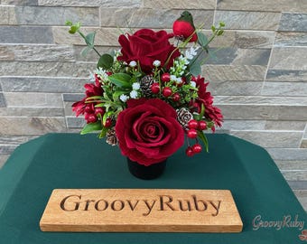 Christmas Robin, Grave Pot Artificial Flowers Tribute Funeral Lasting Memorial Artificial Floral Tributes Flowers Keepsake Seasonal Xmas