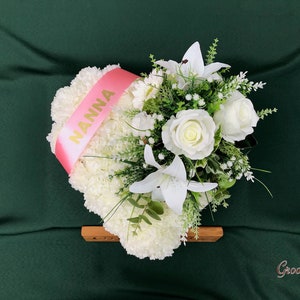 Classic Family Named Heart Tribute, Artificial Flowers Tribute Funeral Lasting Memorial Artificial Floral Tributes image 2