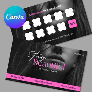 Op de afbeelding: Zwart-wit loyaliteitskaartontwerp met een vrouwengezicht. De kaart bevat de tekst "Stay Beautiful" in roze, samen met contactgegevens en een stempelverzamelgebied. Een "50%" kortingsactie wordt ook weergegeven.