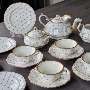 Luxurious hand painted violet millefleurs Rococo revival tea service, Bohemia around 1858, Count Thun porcelain manufactory Karlovy Vary