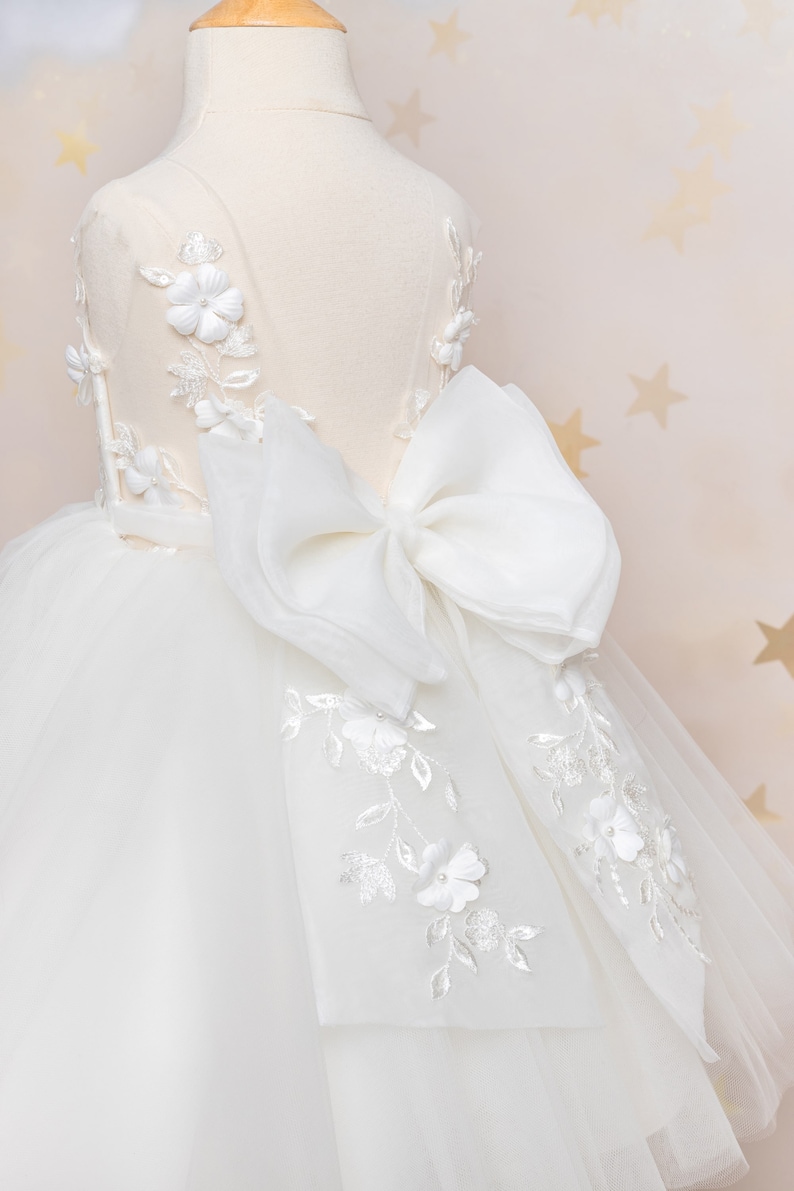 Robe de demoiselle d'honneur en tulle, robe en tulle avec noeud, robe ivoire ou blanche, robe de bébé, robe en dentelle, mariage. image 6