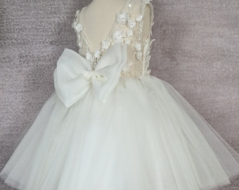 Flower girl dress, Tulle  dress with bow, Ivory or white dress, Baby dress, Wedding dress.