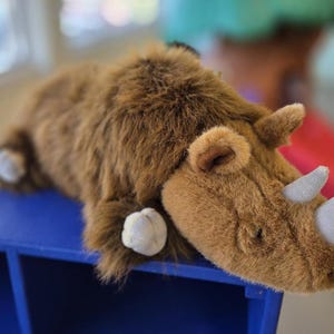 Weighted Animal (Brown Rino)