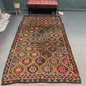 Large Embroidered Turkish Kilim, Vintage Kilim, Anatolian Kilim, Rugs For Living Room, 5.1x9.4 ft Brown Kilim, Neutral Vintage Oushak Rug,