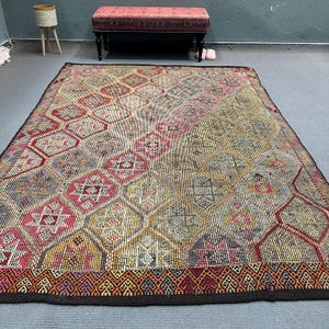 Vintage Kilim, Embroidered Turkish Kilim, Large Kilim, Oushak Kilim, Rugs For Living Room, 6.5x9.2 ft Pink Kilim, Vintage Oushak Wool Rug,