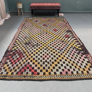 Large Kilim, Embroidered Turkish Kilim, Vintage Kilim, Antique Kilim, Rugs For Living Room, 5.5x9.9 ft Brown Kilim, Antique Oushak Wool Rug,