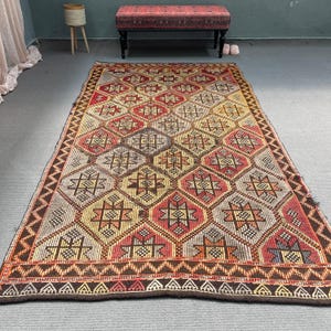 Vintage Kilim, Turkish Kilim, Embroidered Kilim, Anatolian Kilim, Rugs For Dining Room, 5x9.4 ft Brown Kilim, Rustic Distressed Turkish Rug,