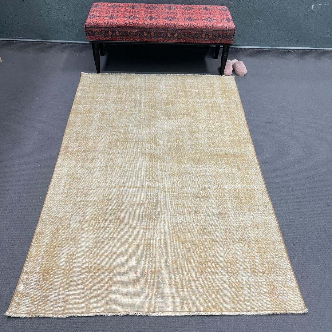 トルコ絨毯、ヴィンテージエリアラグ、134 x 212 cm、4 x 7 フィート