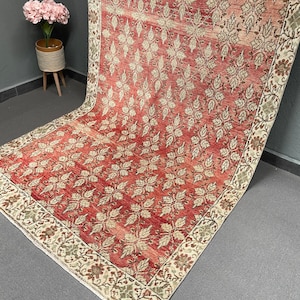 Vintage Turkish Rug, Handmade Oushak Carpet 5x10ft, Red Floral Pattern, 145x294cm, Living Room Decor, Traditional Anatolian Style