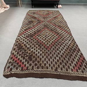 Turkish Kilim, Large Vintage Kilim, Embroidered Anatolian Kilim, Rugs For Salon, 4.4x9.8 ft Brown Kilim, Kilim With Geometric Patterns,