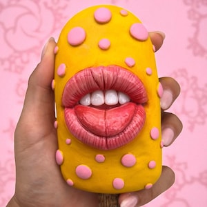 Frozen Kiss with Mouth - Realistic Sculpture OOAK - Unique Piece - Frozen Kiss - Ice Cream Stick