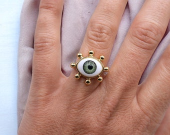 Sun Eye Ring - Realistic Sculpture Strange Scary Cute - Eyeball - OOAK - Creepy Eye - Evil Eye