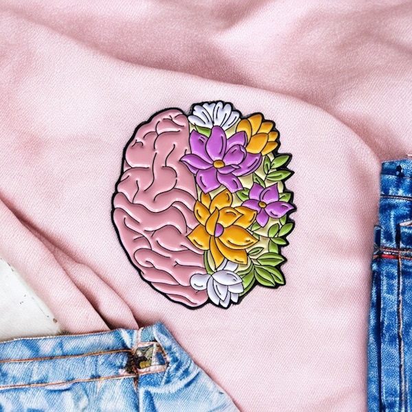 Broche - Pin's Cerveau Fleurie - Épingle en émail - Etrange Effrayant Mignon - Cerveau Humain Anatomique Rose Féminin