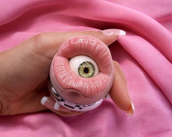 Pill Box - PillBox Mouth with Eye - Realistic - Strange Scary Cute - Eyeball - OOAK- Weird Art -Polymerclay -Evil Eye