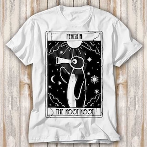 Noot Noot - Camiseta divertida con diseño de pingüino y carta del tarot, diseño desgastado de arcoíris, la mejor camiseta de venta, regalo divertido de película, meme musical, camiseta 4096