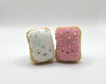 TINY PLUSH POPTART! Hand sewn mini pop tart sprinkle pastry plush keychain!