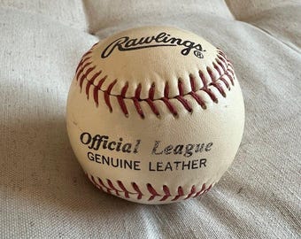 Vintage Rawlings Official League Genuine Leather Practice Training Baseball R850