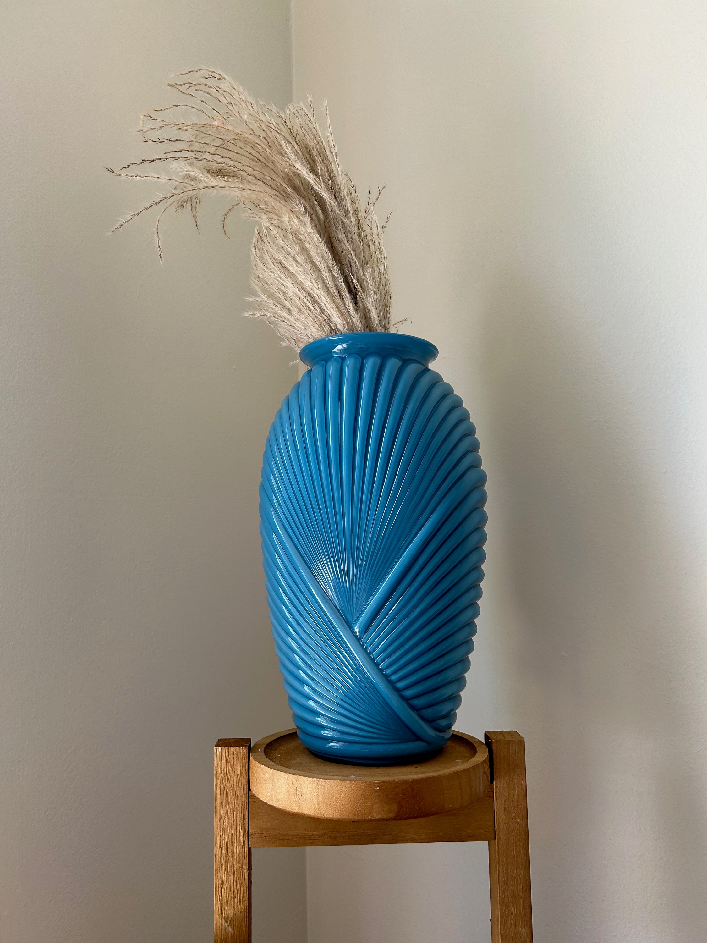 80s Art Deco Vase CVV Vianne アール・デコ 花瓶 Vintage 80s Art Deco Revival Light Pink Ceramic Ribbed Draped