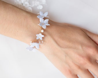 Light Blue Flowers Bracelet for Gift, Delicate Wedding Bracelet, Bridal Bracelet for Bride, Boho Wedding Jewelry, Wedding Bracelet