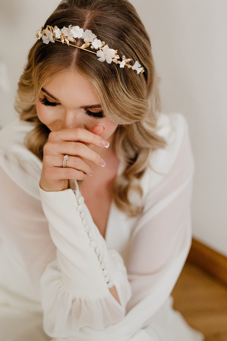 Flowers Wedding Crown, Gold wedding hair accessories, Bridal Halo, Flowers Bridal Headpiece, Wedding Hair piece, Flowers Headband image 6