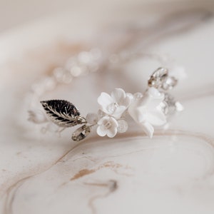 Bridal Bracelet for Bride, Delicate Wedding Bracelet, Boho Wedding Jewelry, Wedding Bracelet, Flowers Bracelet for Gift