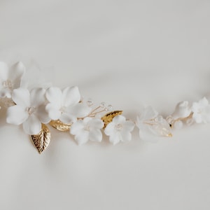 Wedding Flowers Headband, Gold wedding hair accessories, Flowers Bridal Headpiece, Wedding Hair piece, Bridal Halo, Wedding Crown image 6