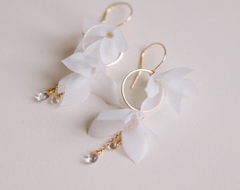 Small Wedding Earrings, Flowers Bridal Earrings, Silk Flower Earrings, Statement Earrings, Boho Bridal Accessories, Boho Bridal Earrings
