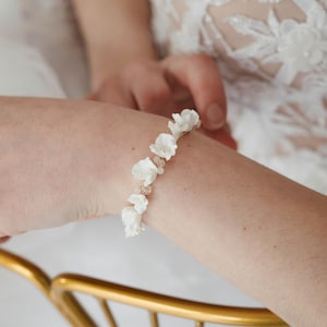 Flowers Wedding Bracelet, Boho Wedding Bracelet, Bridal Bracelet for Bride, Boho Wedding Jewelry, Wedding Bracelet