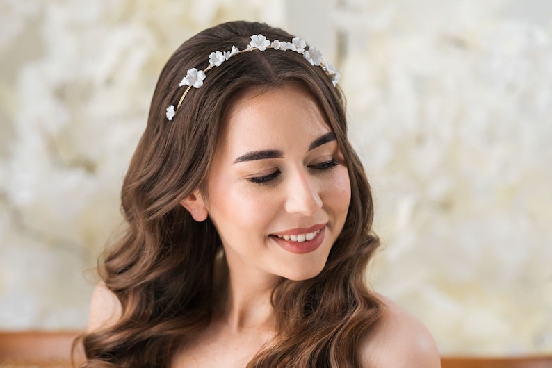 Delicate Flowers Wedding Headband, Bridal Tiara, Boho Wedding Hair Accessories, Wedding Crown, Bridal Headband, Bridal Halo image 1