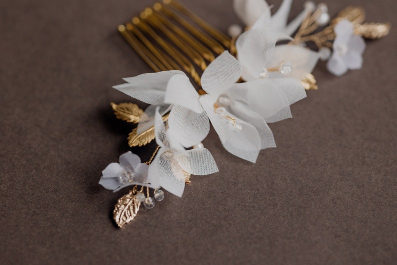 Wedding Hair Comb with Silk Flowers, Bridal Hair Accessories, Flowers Wedding Hair piece, Wedding Hair Flowers, Bridal Headpiece image 8