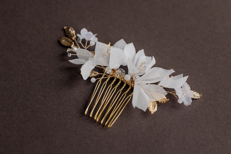 Wedding Hair Comb with Silk Flowers, Bridal Hair Accessories, Flowers Wedding Hair piece, Wedding Hair Flowers, Bridal Headpiece image 9