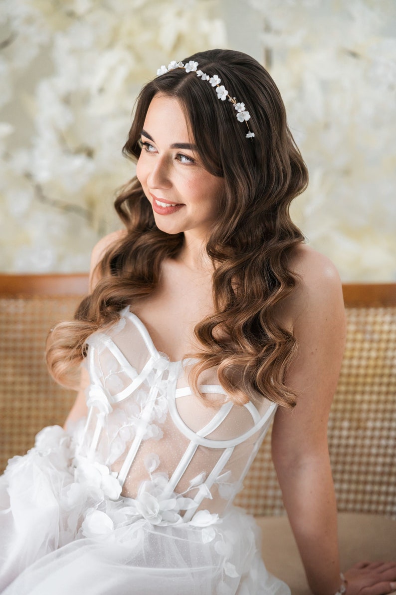 Delicate Flowers Wedding Headband, Bridal Tiara, Boho Wedding Hair Accessories, Wedding Crown, Bridal Headband, Bridal Halo image 3