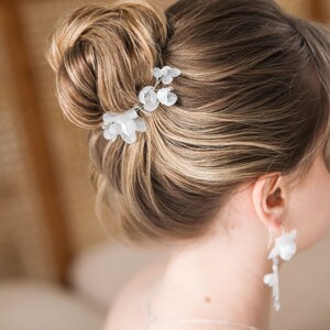 Hochzeitsblumen Haarschmuck, Hochzeitshaarschmuck, Brauthaarkamm, Hochzeitshaarschmuck, Hochzeitshaarblumen Bild 6