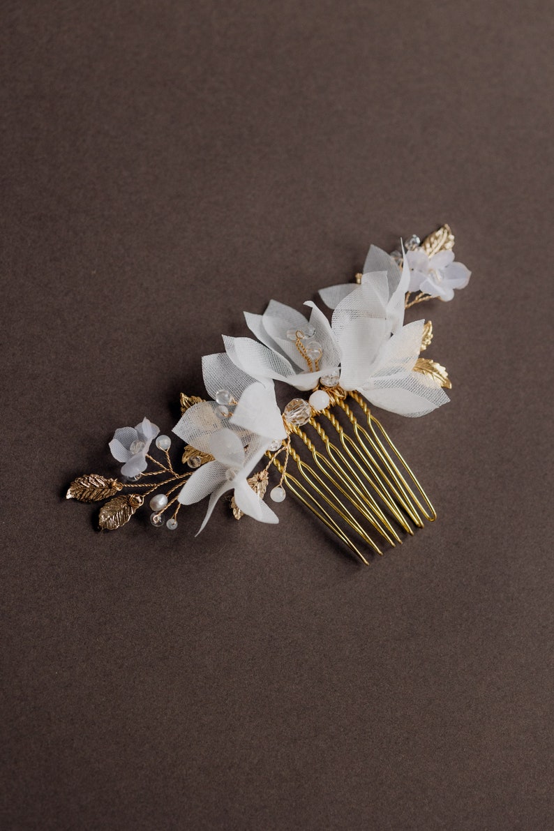 Wedding Hair Comb with Silk Flowers, Bridal Hair Accessories, Flowers Wedding Hair piece, Wedding Hair Flowers, Bridal Headpiece image 10