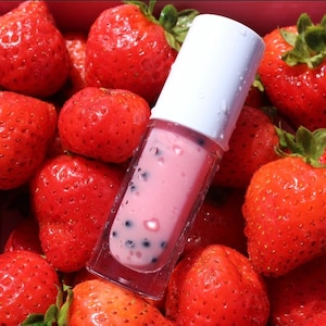 Strawberry Smoothie Boba Gloss