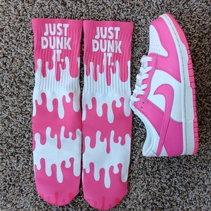 Fuschia pink dunks socks