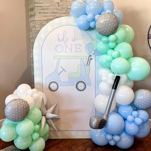 Pastel Hole in One, 4'X7' Arch Design na pierwsze urodziny, motyw golfowy, projekt cyfrowy do wydrukowania przez kupującego, balony NIE są zawarte w zestawie