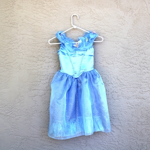 open lace back dress Disney Princess Treat Your Trunk Kit
