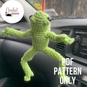 Crochet Frog Pattern – Hanging Car Mirror Plush – Amigurumi PDF for Beginners