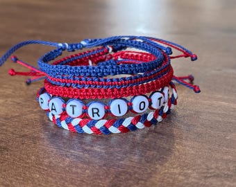 Conjunto de 5 pulseiras da amizade ajustáveis com cordão encerado | Futebol Americano da Nova Inglaterra | Pulseira do Time Esportivo Patriots