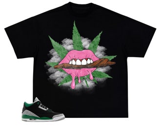 Blunt Lips Graphic T-Shirt
